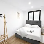 Cc Gaia Apartamento